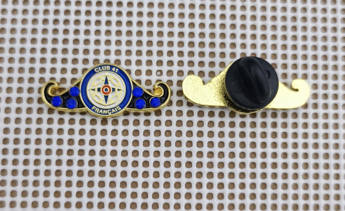 Pins movember club 41 Francais